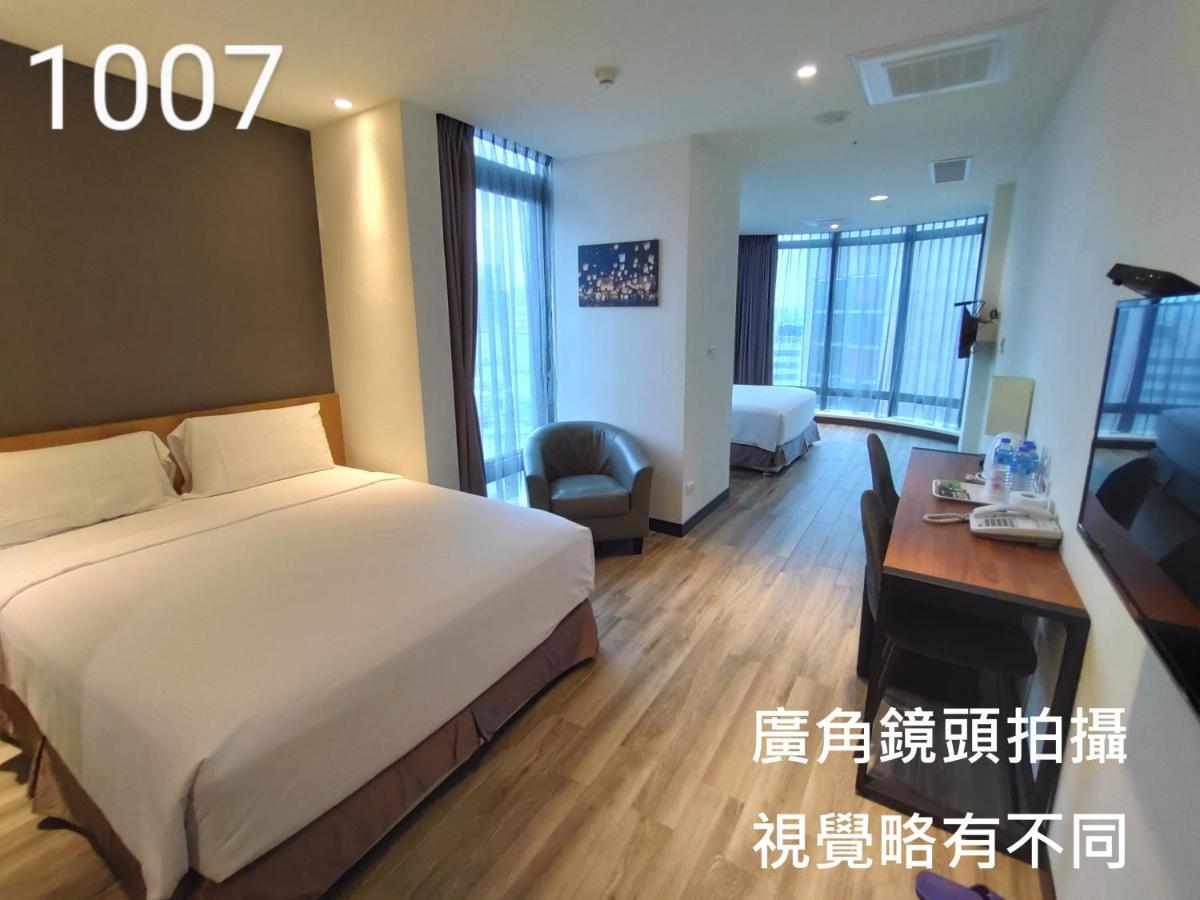 Honest & Warm Hotel Taoyuan Extérieur photo