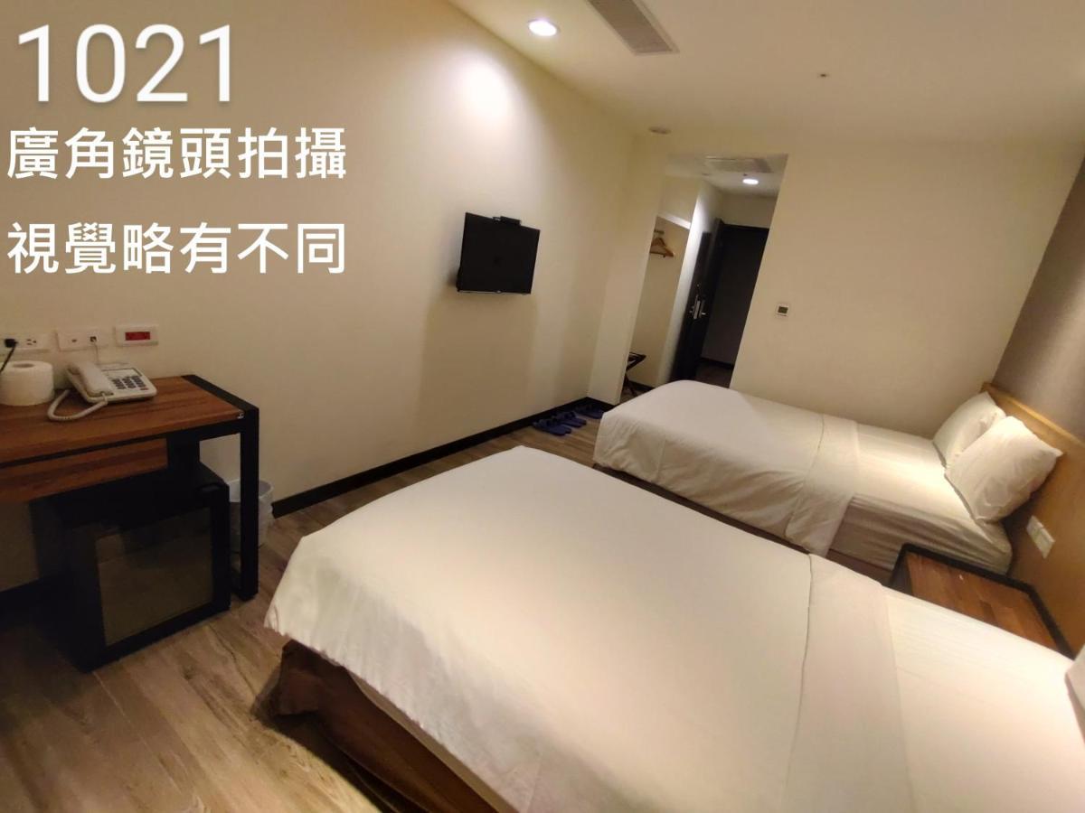 Honest & Warm Hotel Taoyuan Extérieur photo