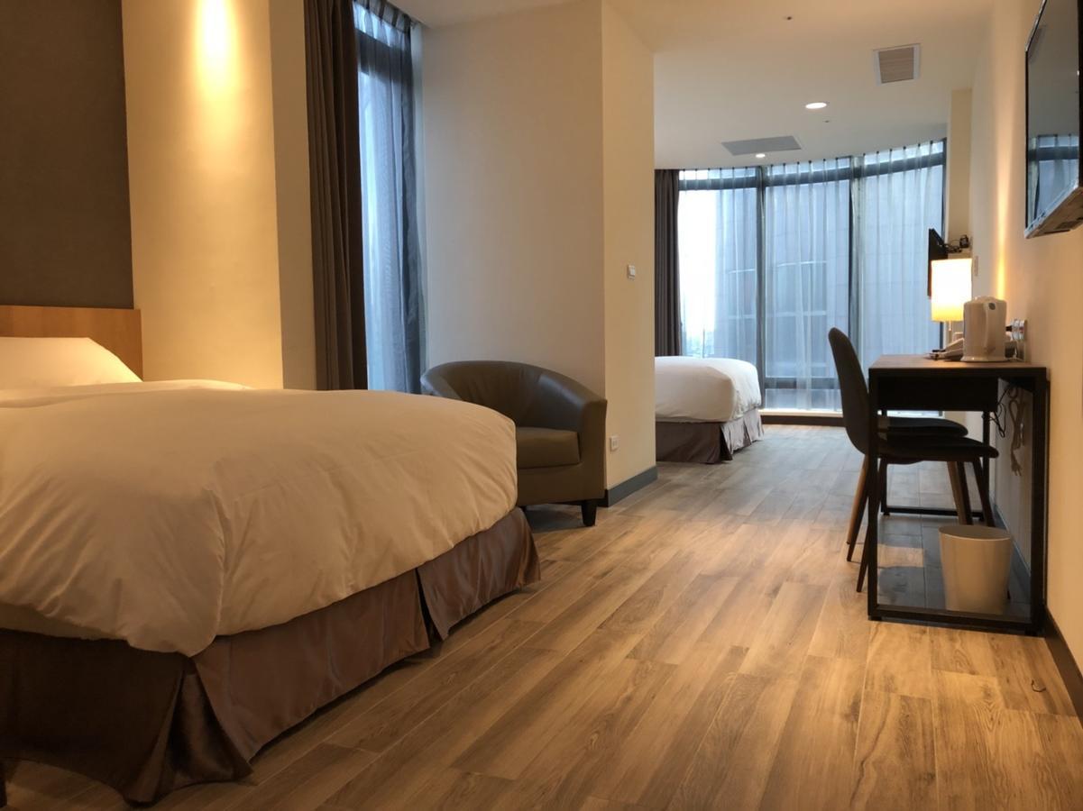 Honest & Warm Hotel Taoyuan Extérieur photo