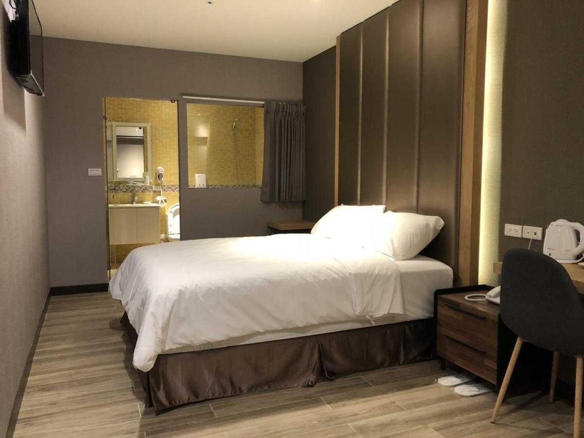 Honest & Warm Hotel Taoyuan Extérieur photo